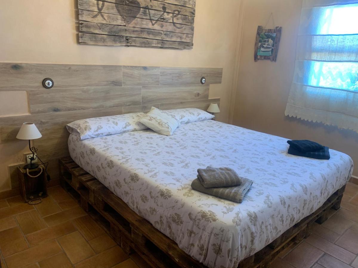 Вилла Ca Na Marina Cala Llombards Экстерьер фото